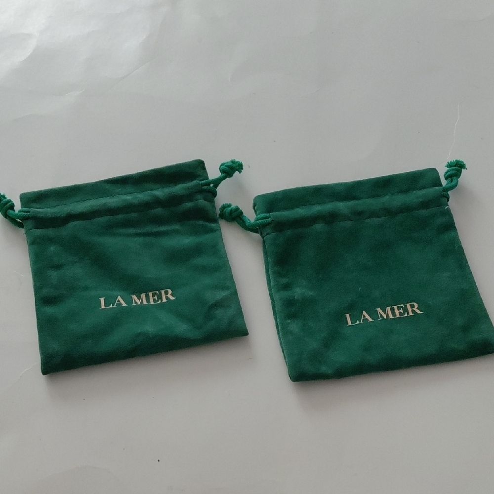 La Mer Emerald Velvet Bags